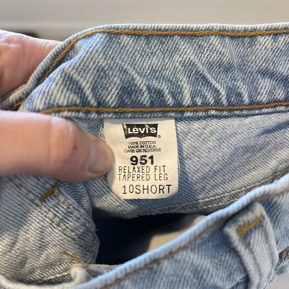 Vintage Levis 951 Jeans Womens 10 Short Relaxed Fit Tapered Leg USA 90s Denim - Picture 2 of 16